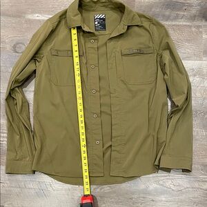 Vito’s Men's Olive Green Sofari Ops Shirt